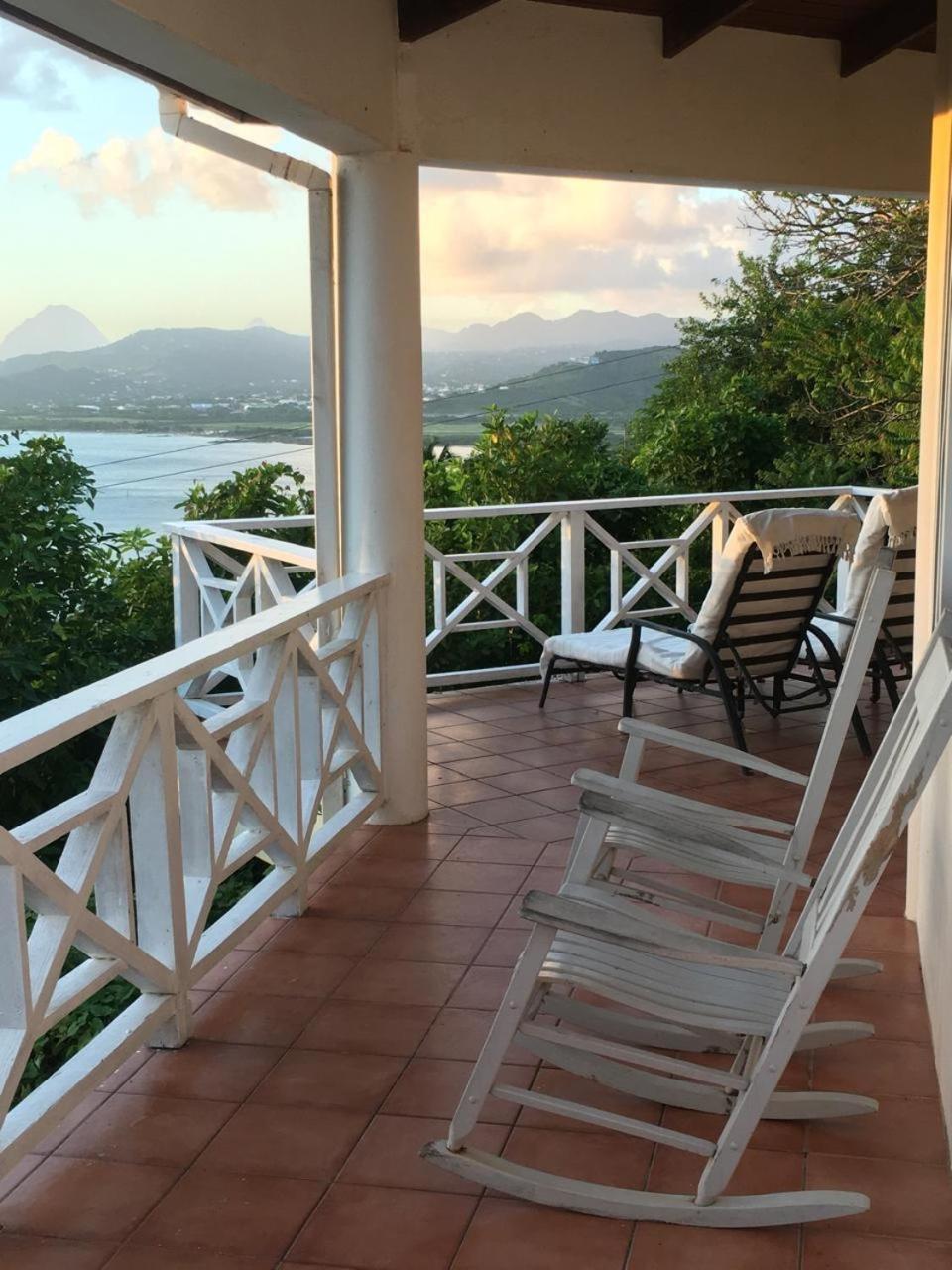 Private Room With Twin Beds Ac Nr Intl Airpt And Beach Вьё-Фор Экстерьер фото